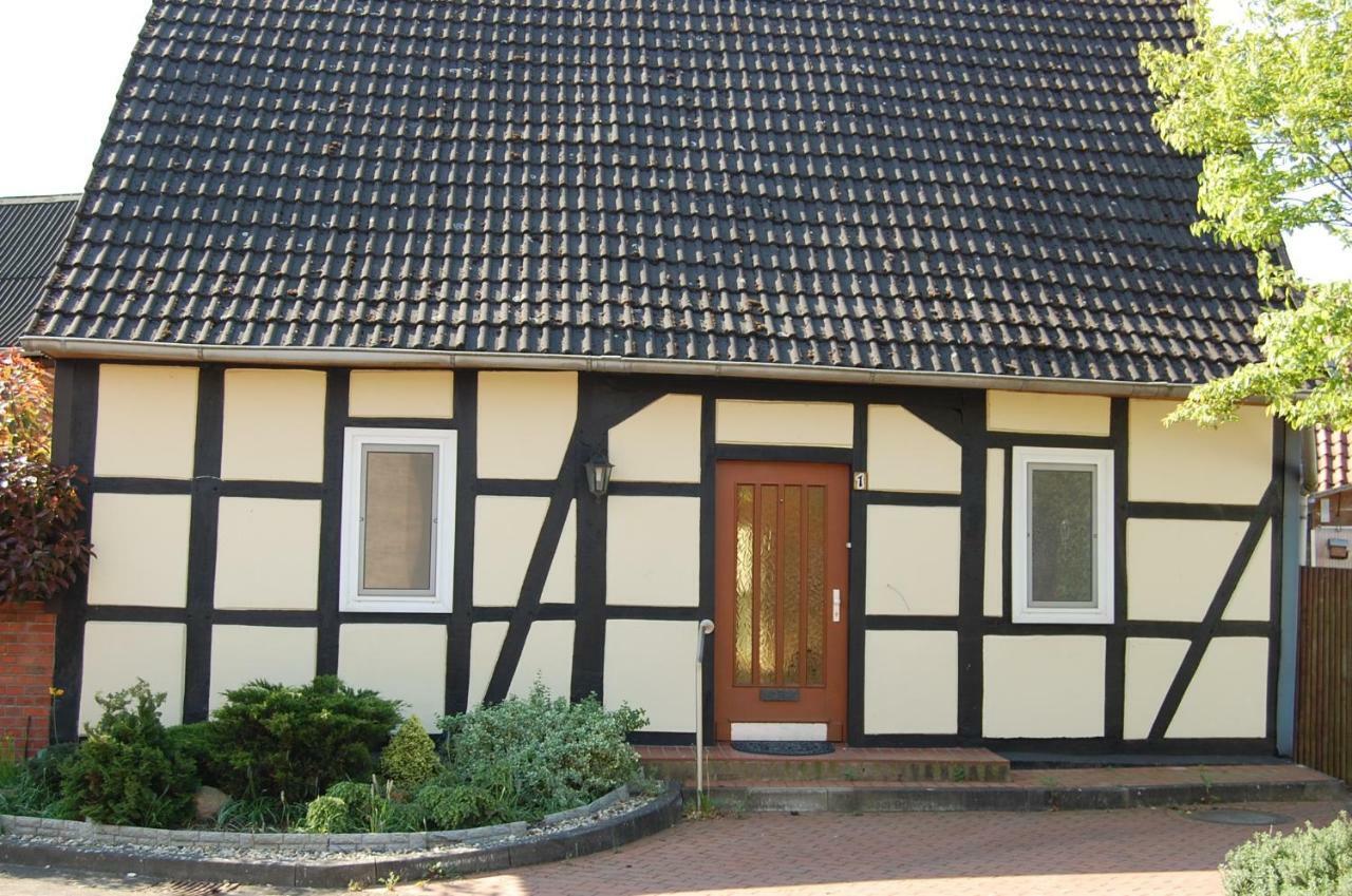 Ferienhaus Stollenwerk 1 - Steinhude, Achternümme Buitenkant foto